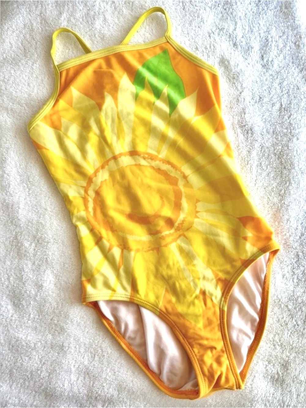 Hanna Andersson Girls Sunflower Swimsuit • Yellow • 120 cm (6–7Y)